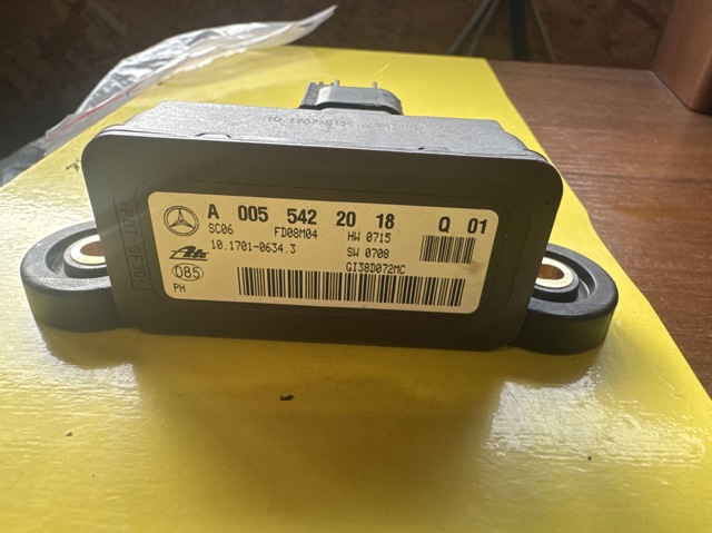 Датчик esp  A0055422018 MERCEDES