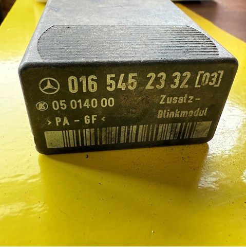 Автомобильные реле поворотов A0165452332 MERCEDES