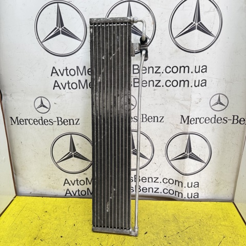 Радиатор охлаждения, АКПП A0995000400 MERCEDES
