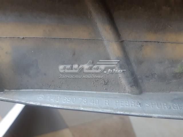 A1406907840 MERCEDES Накладка крыла заднего правого купить в Николаев