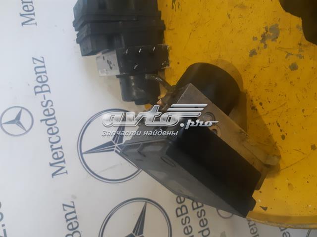 MERCEDES A1635459832 Насос АБС (ABS) главного тормозного цилиндра в наличии Ровно