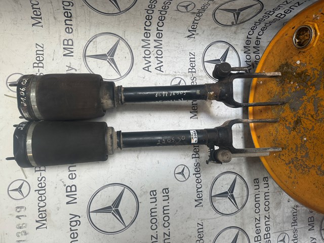 Амортизатор передней подвески A1643206113 MERCEDES