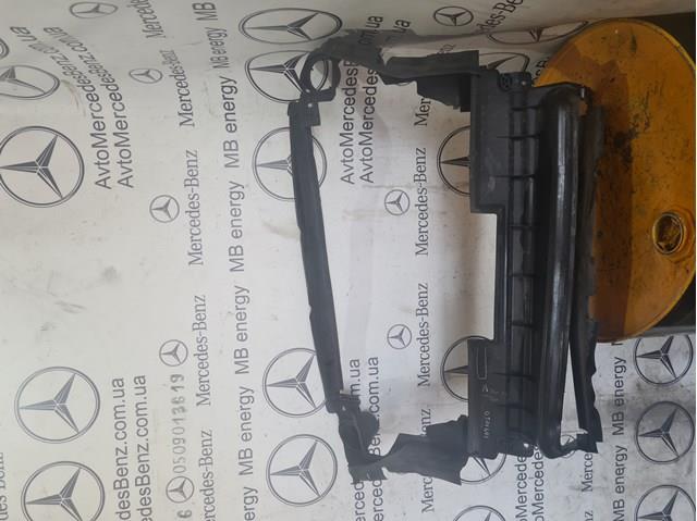 Воздуховоды системы охлаждения двигателя A1645000116 MERCEDES