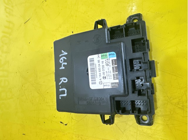 Блок комфорта передней двери A1648200485 MERCEDES