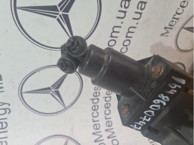 MERCEDES A1648600747 Держатель форсунки омывателя фары (подъемный цилиндр) в наличии Кривой Рог