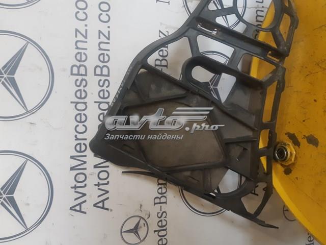 MERCEDES A1648850214 Кронштейн бампера заднего правый в наличии Чернигов