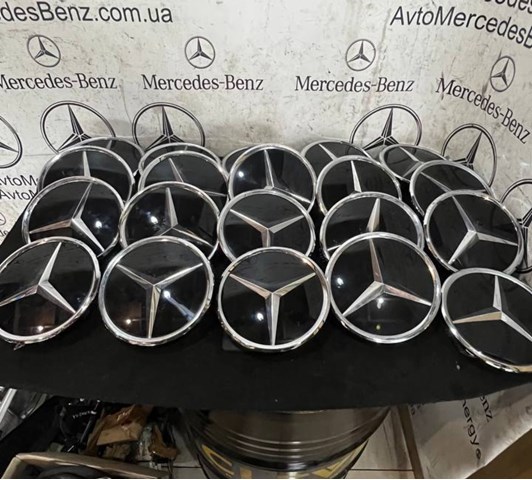 Эмблема на решетку радиатора A1648880411 MERCEDES