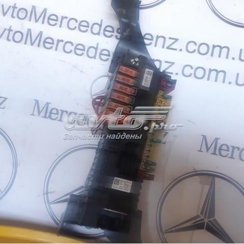 Панель предохранителей A1665402350 MERCEDES