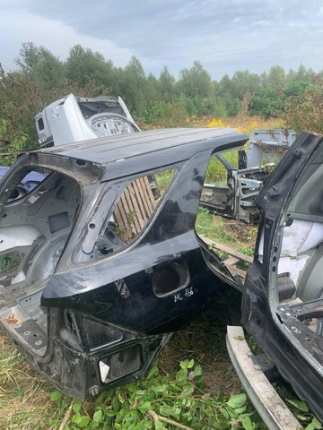 Крыло правое заднее A1666305401 MERCEDES