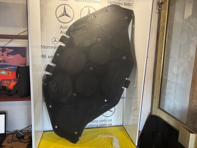 Накладка шумоизоляционная капота A1666820126 MERCEDES