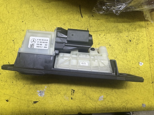 A1667500693 MERCEDES Ручка крышки багажника (двери 3/5-й задней) наружная купить в Тернополь