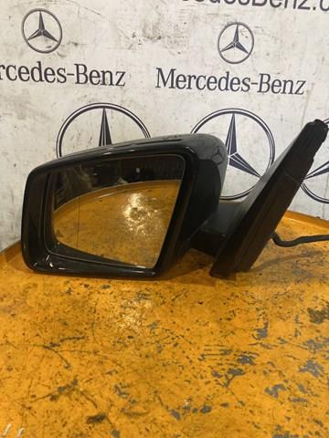 Левое боковое зеркало A1668108500 MERCEDES