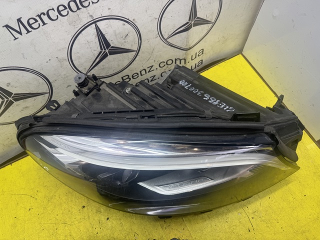 A1668200859 Фара правая купить Житомир