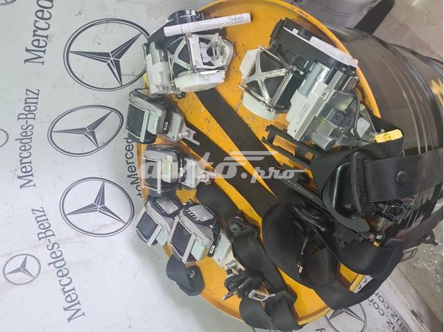Ремень безопасности передний левый A1668601300 MERCEDES