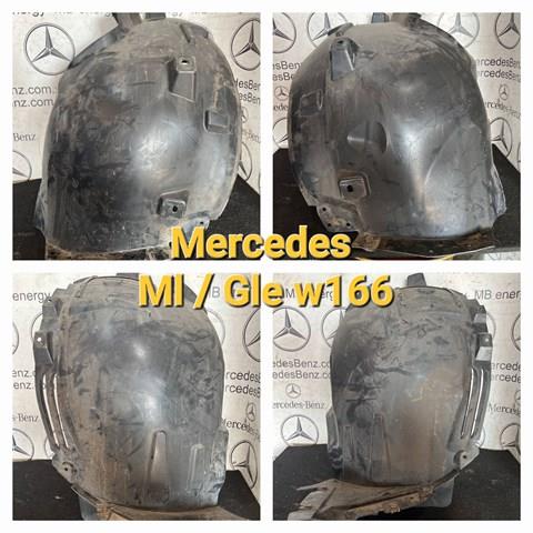 Подкрылок переднего крыла, левый задний A1668841122 MERCEDES