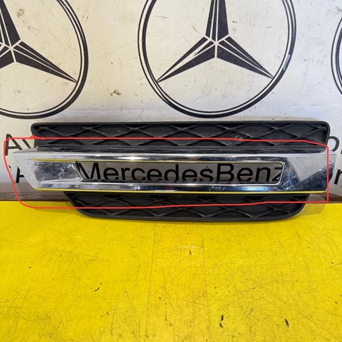 Накладка бампера переднего, левая A1668845322 MERCEDES