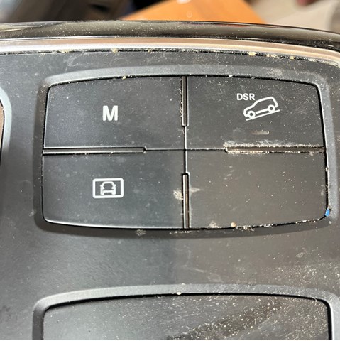 Блок кнопок центральной консоли A1669055202 MERCEDES