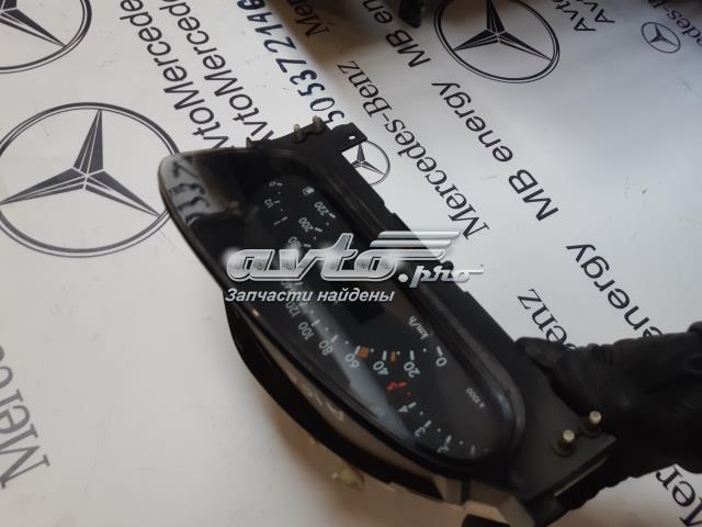 Щиток приборов A1685403911 MERCEDES