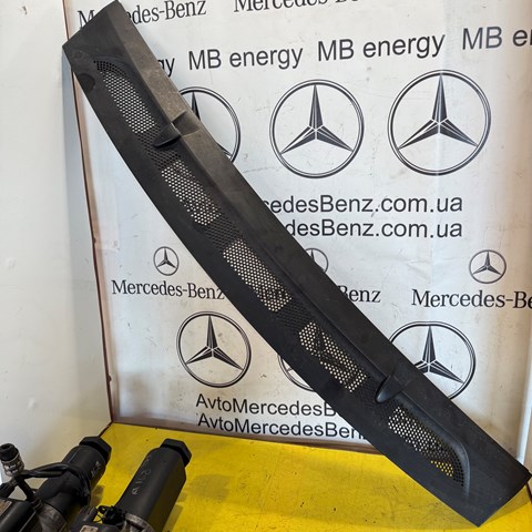 Решетка капота A1698360018 MERCEDES