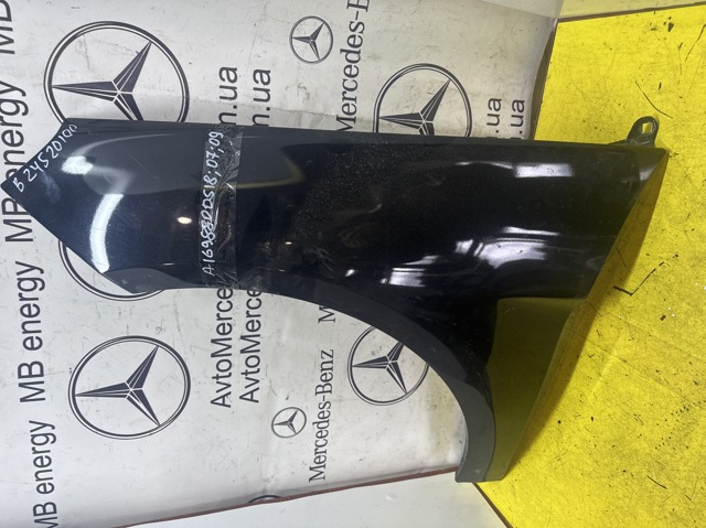 MERCEDES A1698800518 Крыло переднее левое в наличии Кривой Рог