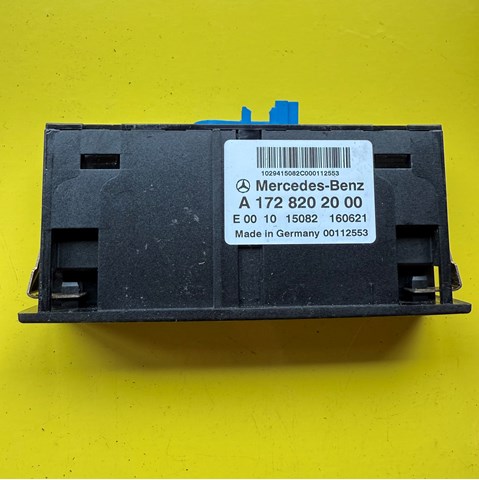 MERCEDES A1728202000 USB-разветвитель в наличии Одесса
