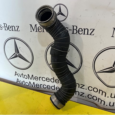 Патрубок интеркуллера A2035280782 MERCEDES