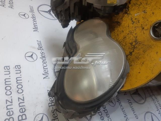 A2038201261 MERCEDES Правая фара купить в Харьков