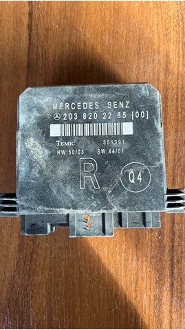 Блок управления комфортом A2038202285 MERCEDES