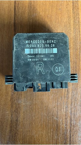 Блок комфорта задней двери A2038206626 MERCEDES
