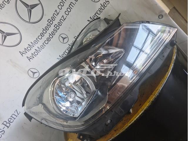 MERCEDES A2048200039 Правая фара в наличии Павлоград