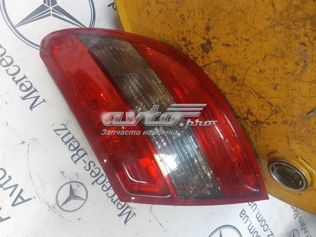 Правый стоп A2048203064 MERCEDES
