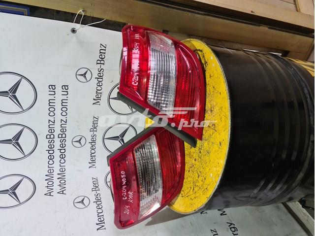 Задняя левая фара A2048203564 MERCEDES