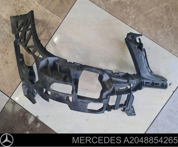 Правое крепление переднего бампера A2048854265 MERCEDES