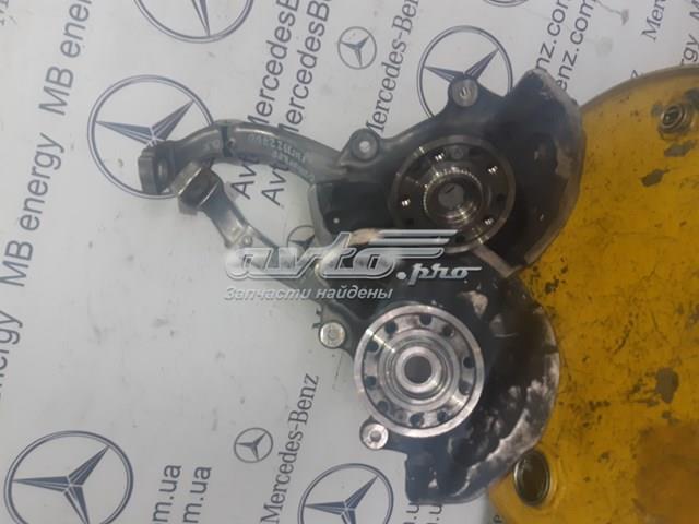 Цапфа передняя правая A2053322800 MERCEDES