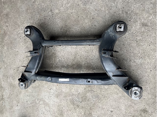 Балка задней подвески, подрамник A2053507207 MERCEDES