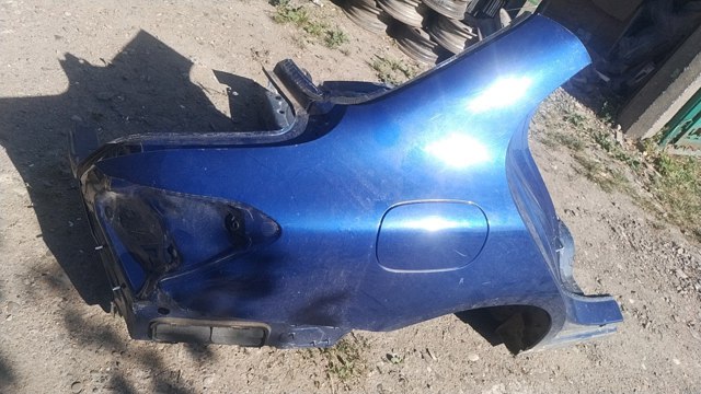 Крыло правое заднее A2056304202 MERCEDES