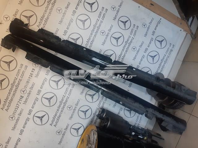 Накладка наружняя (молдинг) порога, правый A2056907202 MERCEDES