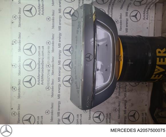 Крышка багажника A2057500075 MERCEDES