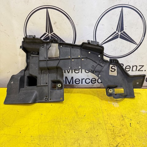 Кронштейн насадки глушителя A2058850100 MERCEDES