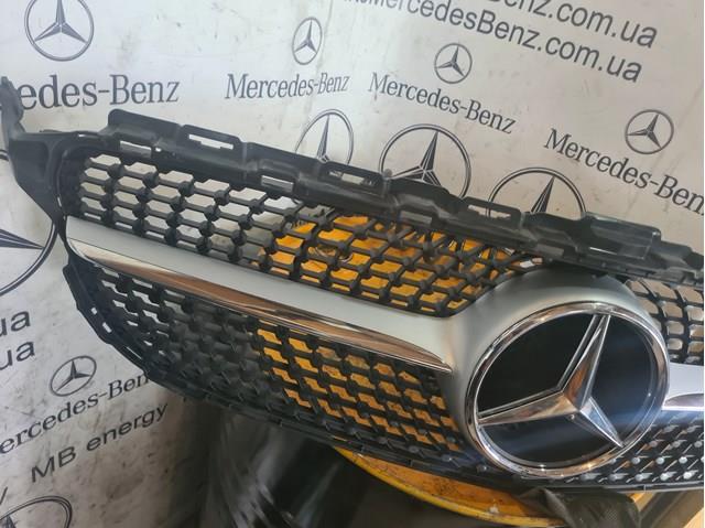 A2058882060 MERCEDES Решетка радиатора купить в Николаев