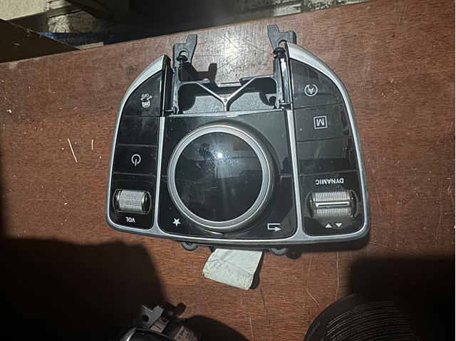 Блок кнопок центральной консоли A2059005915 MERCEDES