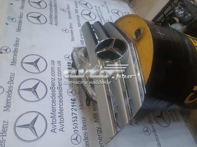 Облицовка радиатора A2078880260 MERCEDES