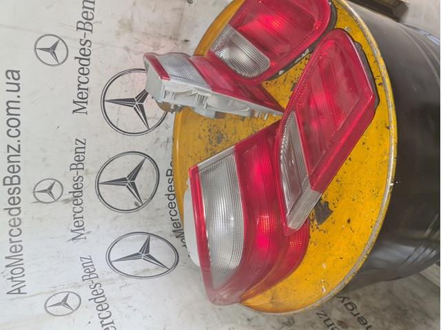MERCEDES A2088201164 Фонарь задний левый внутренний в наличии Тернополь