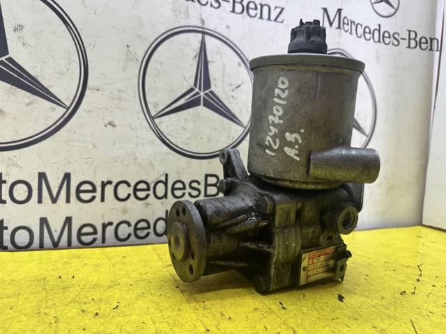 Насос гидроусилителя механизма рулевого управления A2104661901 MERCEDES