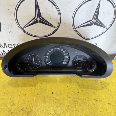 Щиток приборов A2114404311 MERCEDES