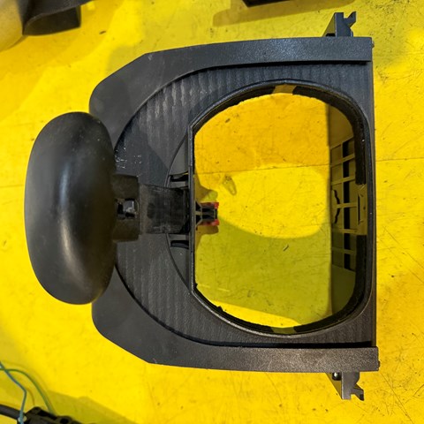 Накладка рулевой колонки A2114600095 MERCEDES