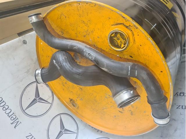 Шланг радиатора охлаждения A2115015382 MERCEDES