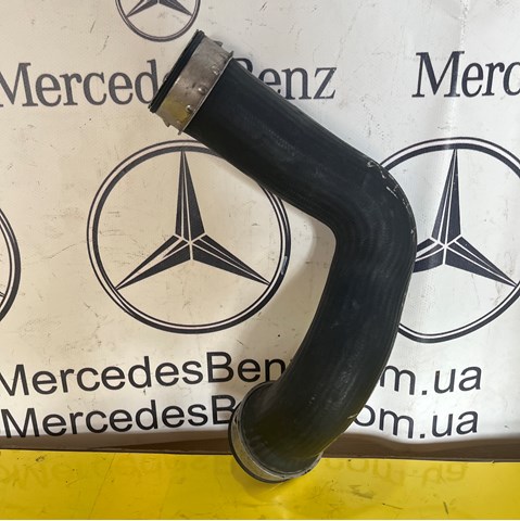 Патрубок интеркуллера A2115281682 MERCEDES