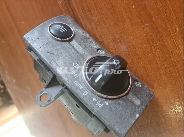 MERCEDES A2115450104 Переключатель света фар на "торпедо" в наличии Тернополь