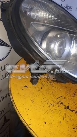 MERCEDES A2118201461 Правая фара в наличии Черновцы
